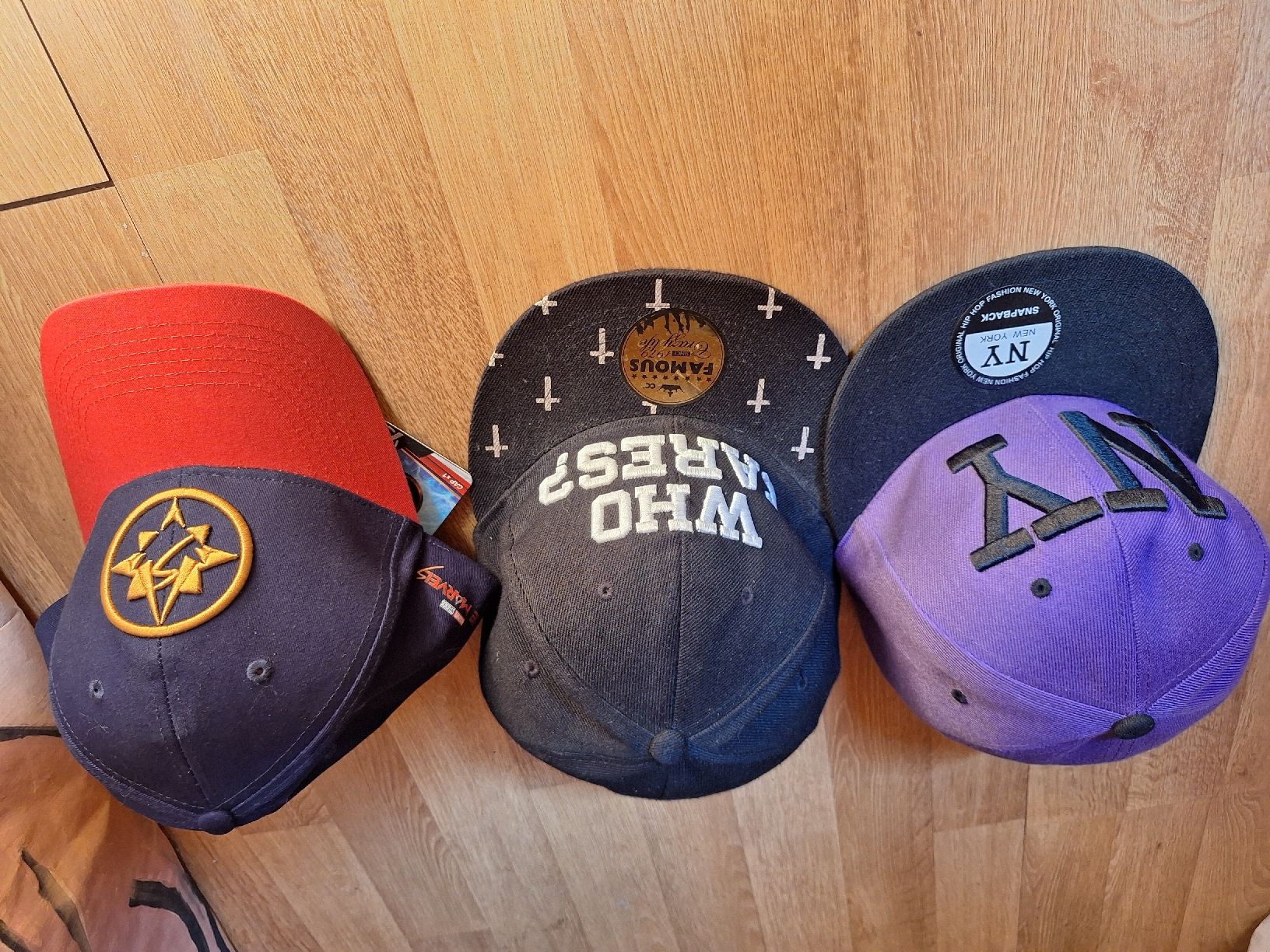 Chapeaux, bonnets & casquettes: Diverse Caps – D'occasion à Windisch par loa_ppp2