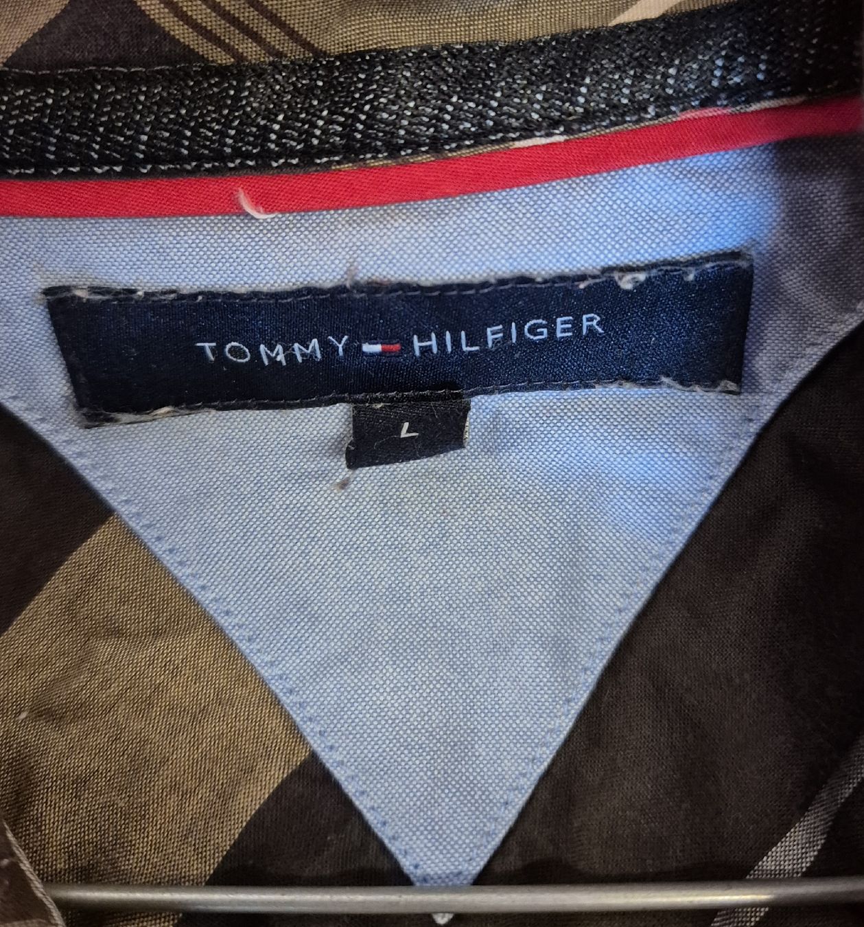 Tommy Hilfiger Hemden: Tommy Hilfiger Hemd, Grösse L, – Gebraucht aus Halten von GiMu.84 2