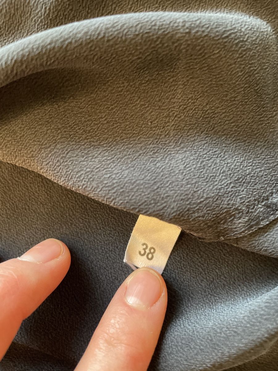 T-Shirts: Tshirt Repeat Grösse 36 (obwohl 38 deklariert) – Gebraucht aus Basel von pilzliii 5