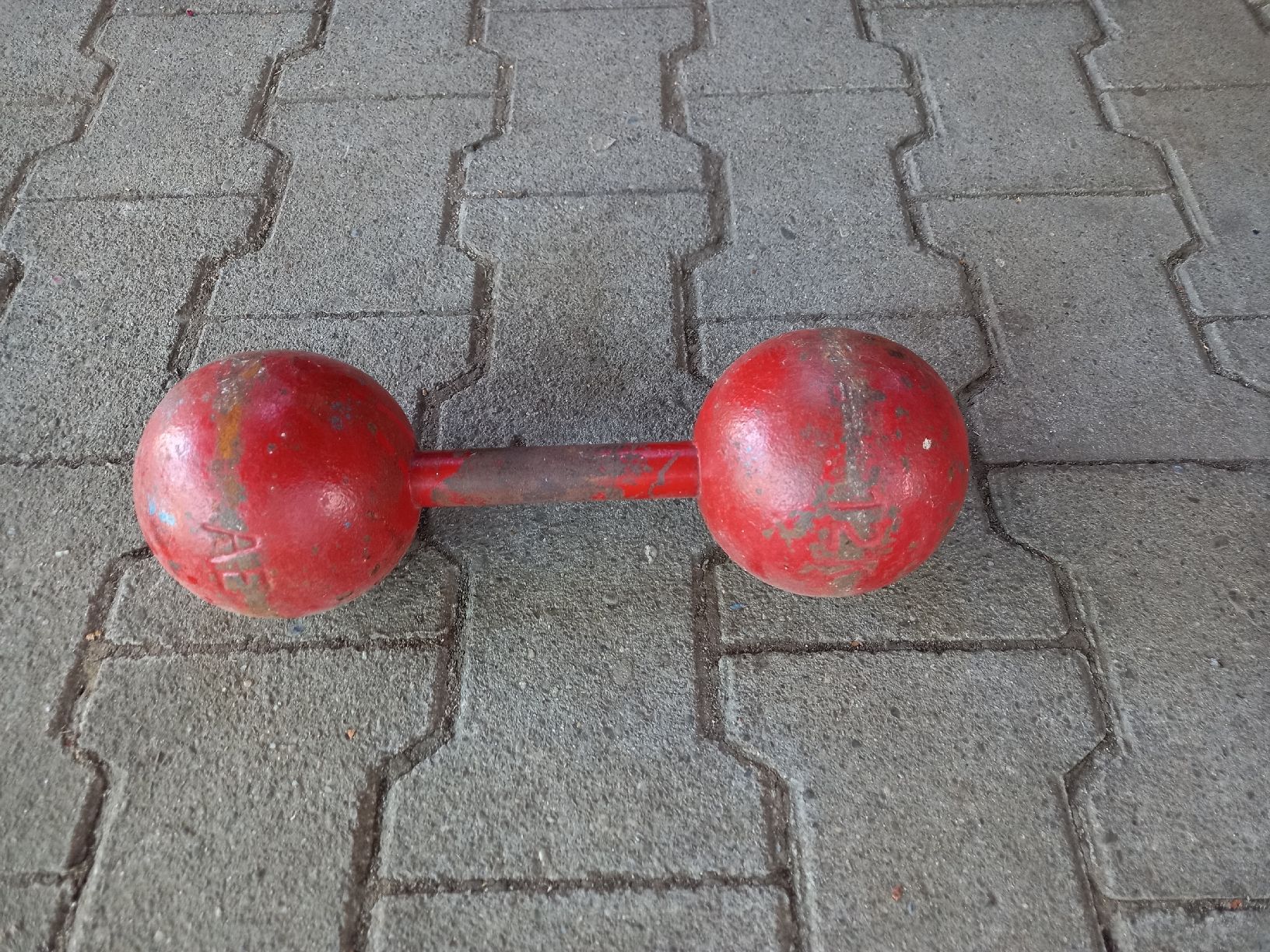 Hanteln & Gewichte: Eisenhantel  12 kg – Gebraucht aus Seon von Zack_16