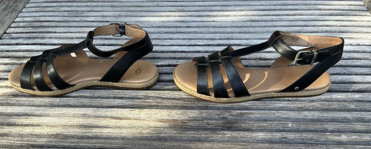 Ugg Scarpe da donna: Ugg Sandale – Nuovo (secondo la descrizione) da Uerikon venduto da mar_6gjt 1