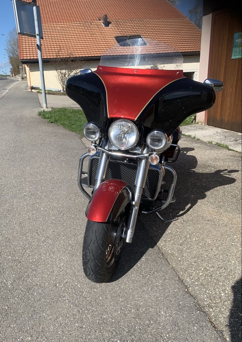 Triumph Touring: Triumph Rocket III Touring – Usato da La Chaux-du-Milieu venduto da bla_qz9v 2