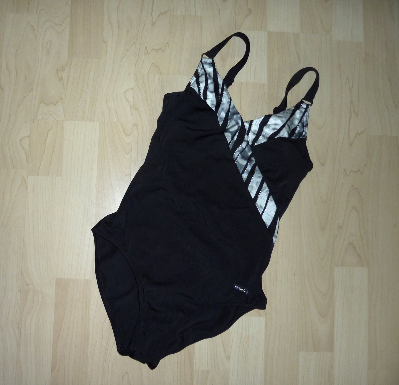 Triumph Costumi da bagno & Bikini: Triumph Badeanzug 38 B – Nuovo e nell'imballaggio originale da Melchnau venduto da BarbaraD01 1