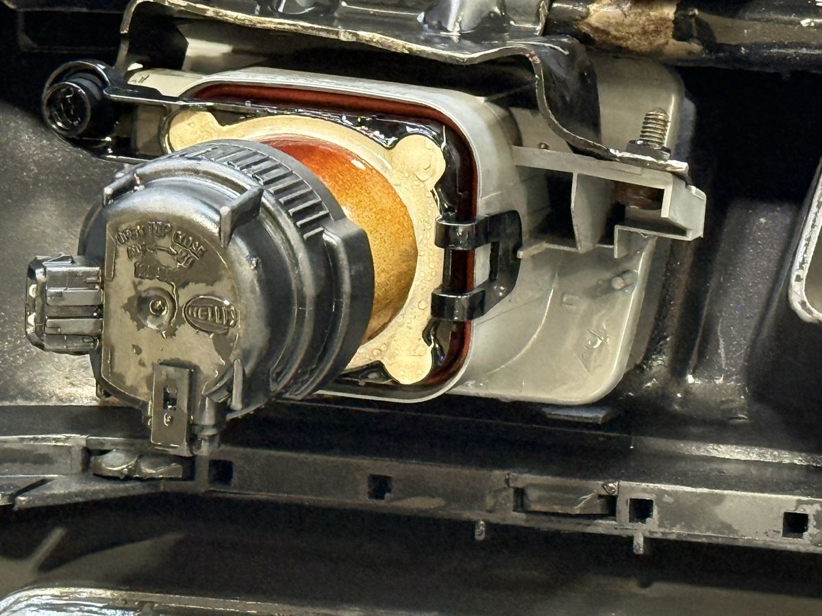 VW Alle Autoersatzteile: Original VW Golf 2 GTI / G60 Frontstossstange – Gebraucht aus Niederhasli von Ajlina1212 5