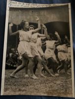 Foto 1936 Fête annuelle du Sport Féminin