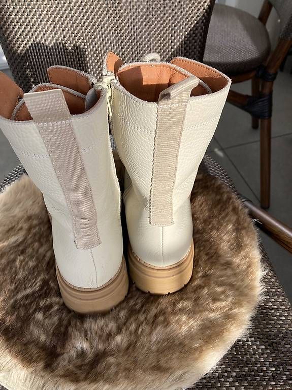 Damenschuhe: Bottine cuir crème, semelle profilée , 38 – Gebraucht aus Vuadens von maf_8st6 2