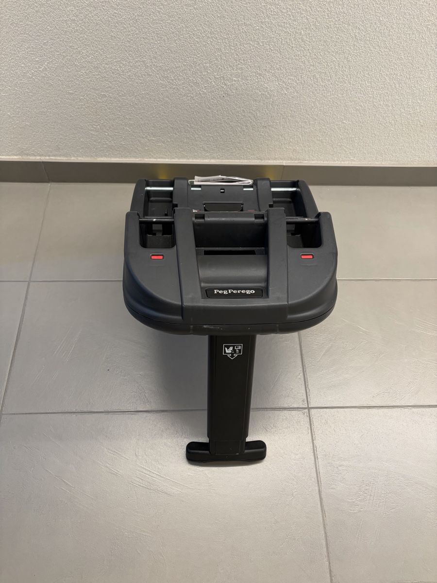 Peg Perego Seggiolini per auto: Base Isofix Peg Perego – Usato da Neyruz FR venduto da Mauro_Val 2