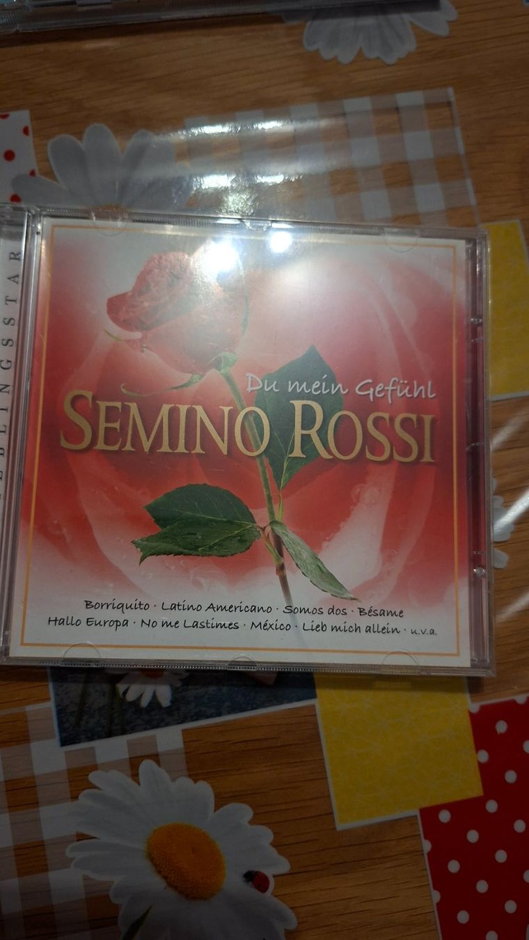 CD: Semino rossi cd – Nuovo (secondo la descrizione) da Vicques venduto da luna2716
