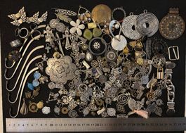 Schmuck Anhänger Charms Konvolut diverse Materialien