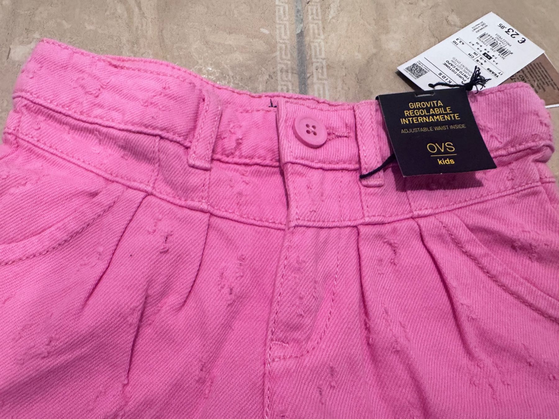 Pantaloni: OVS neue Shorts, 4-5J 110 – Nuovo e nell'imballaggio originale da Klingnau venduto da Markus14 1