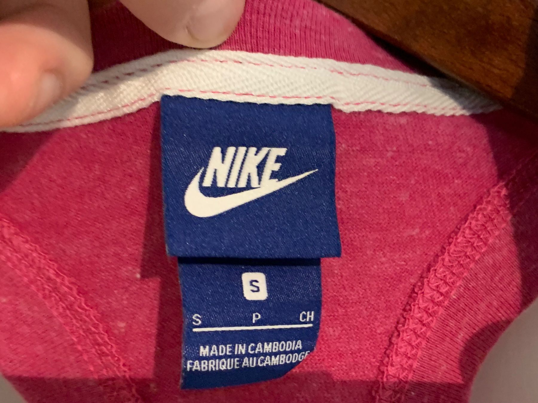 Nike Tute: NIKE JUMPSUIT GRÖSSE S – Usato da Zufikon venduto da SULMI02 9