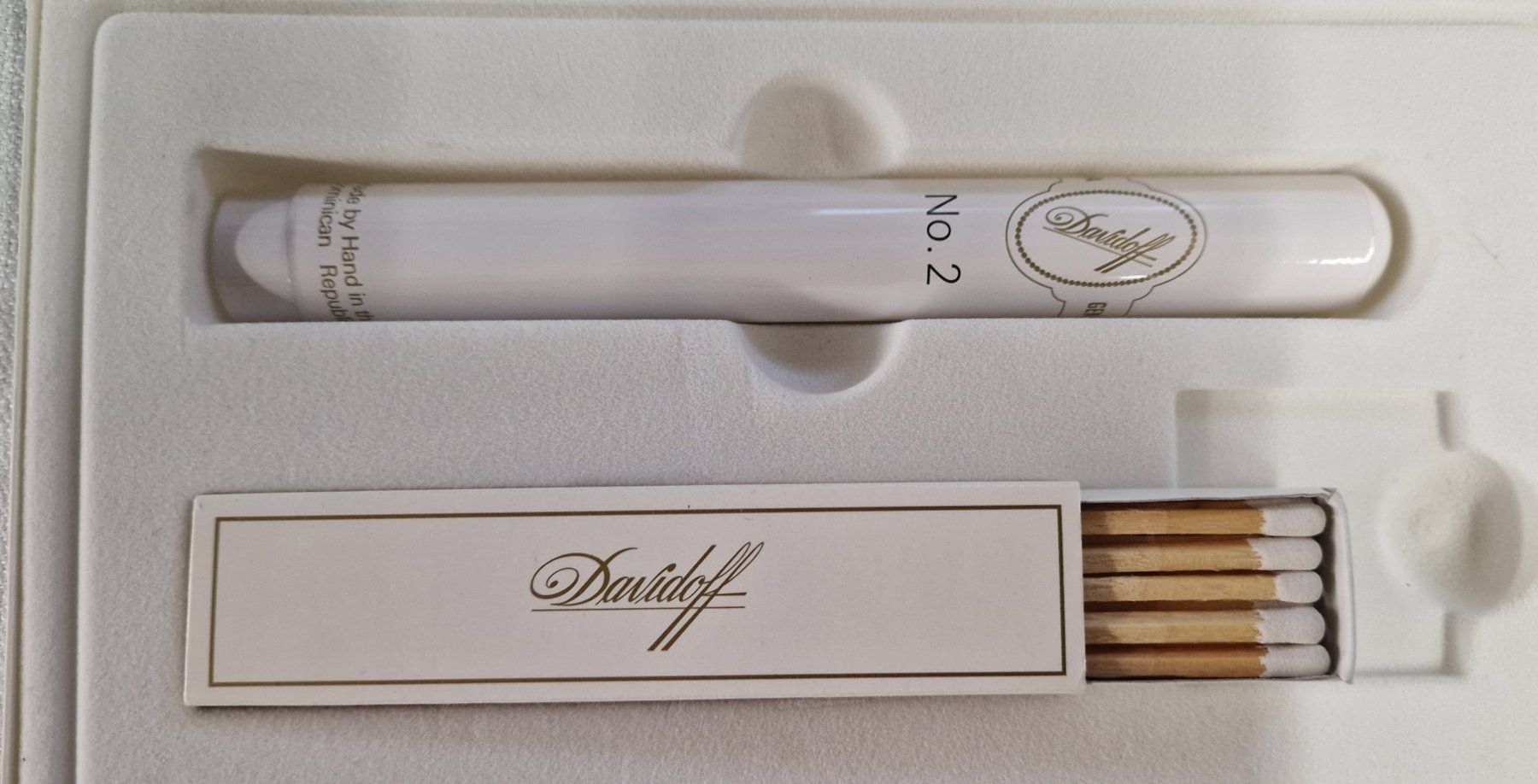 Davidoff Sigari: DAVIDOFF NR 2 ZIGARRE – Usato da Bilten venduto da Mic2022 3