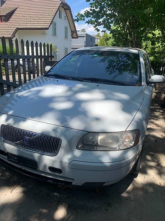 Automobili: Volvo V70, Ehemaliger Stationswagen 161, – Usato da Feuerthalen venduto da Nicole60 3