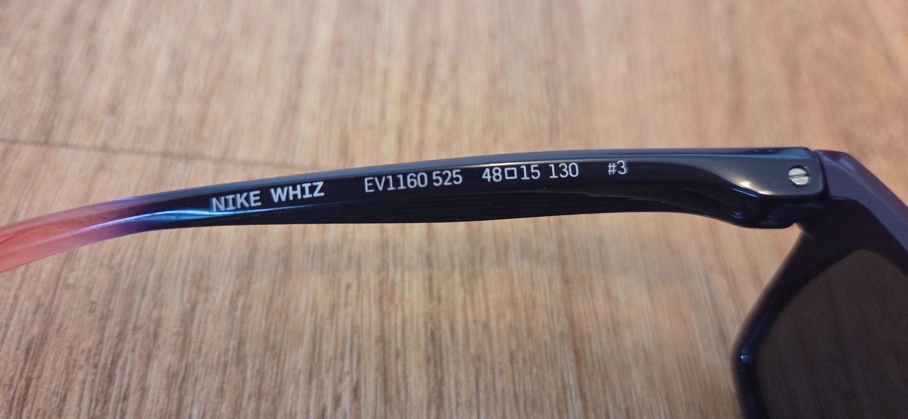Nike Lunettes & Verres: Nike Kinder-Sonnenbrille – D'occasion à Hägendorf par Hedi3 3