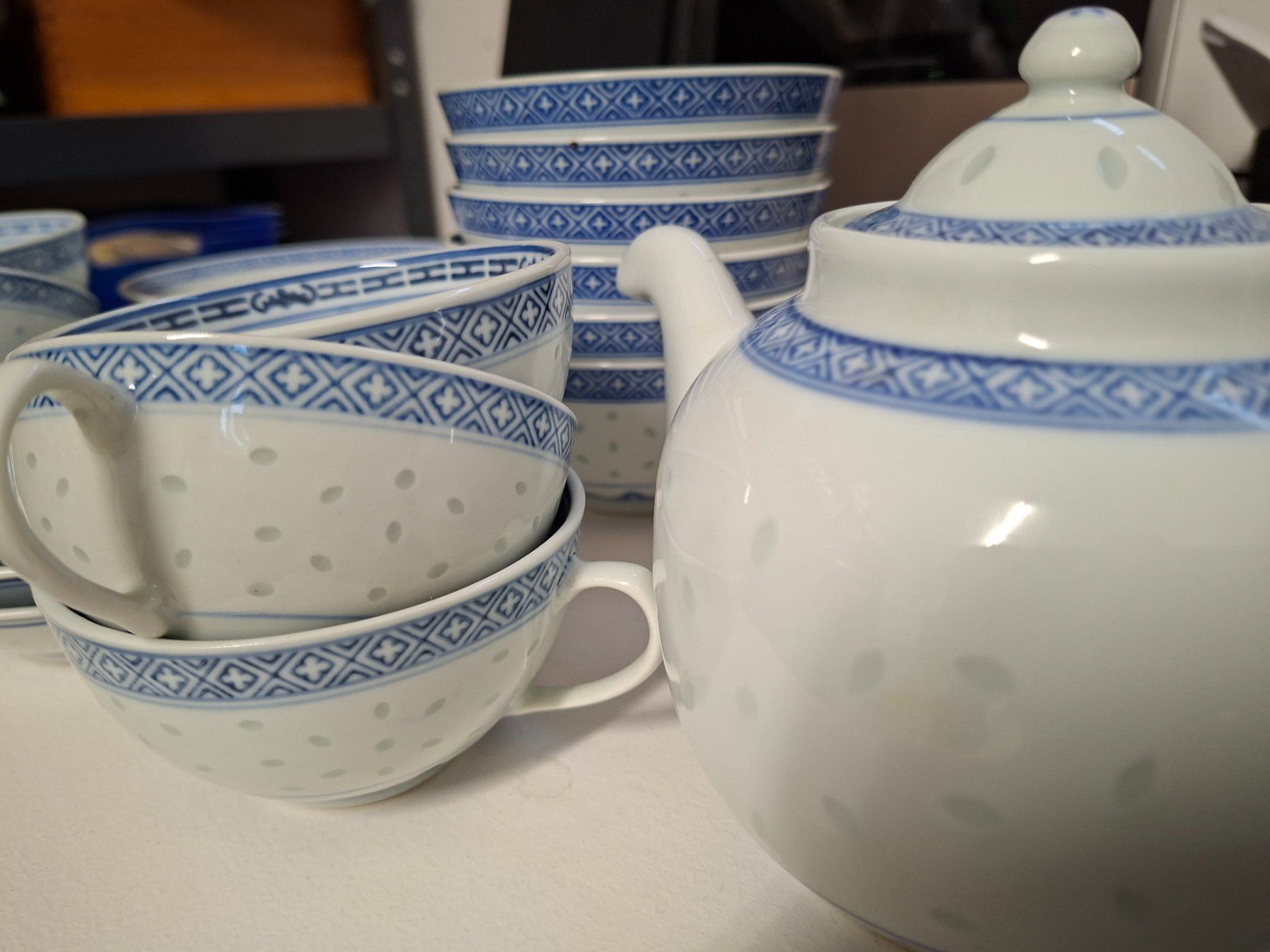 Set di piatti: Chinageschirr Porzellan – Usato da Merenschwand venduto da lea61 1