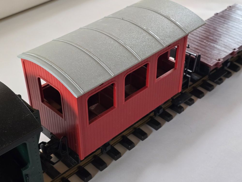 LGB Lokomotive mit zwei Wagen Kaufen auf Ricardo