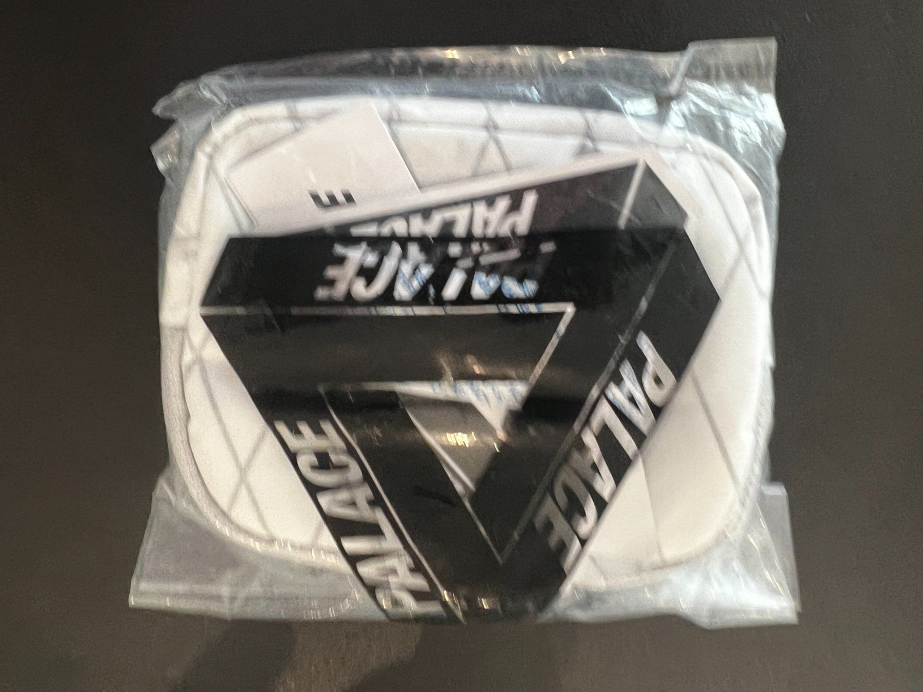 Borse: Palace Dimension Flip Stash Bag – Nuovo e nell'imballaggio originale da Wilen b. Wollerau venduto da ccgold 1