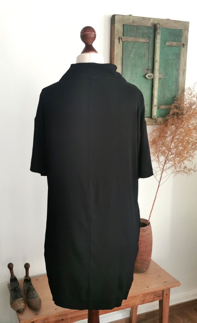 Cos Kleider: Cos tolles Kleid Gr. 34 oversized - M – Gebraucht aus gachnang von tibus1 3