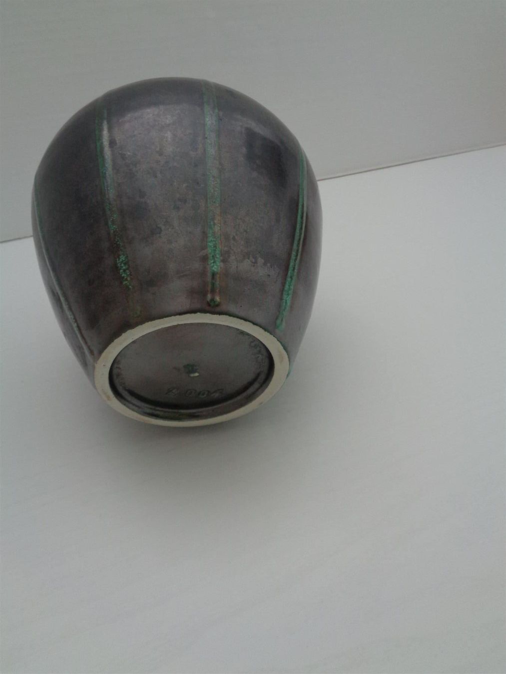 Vasi & Recipienti: Keramik Vase Graphit-schwarz mit Grün – Usato da Chur venduto da omonia 2
