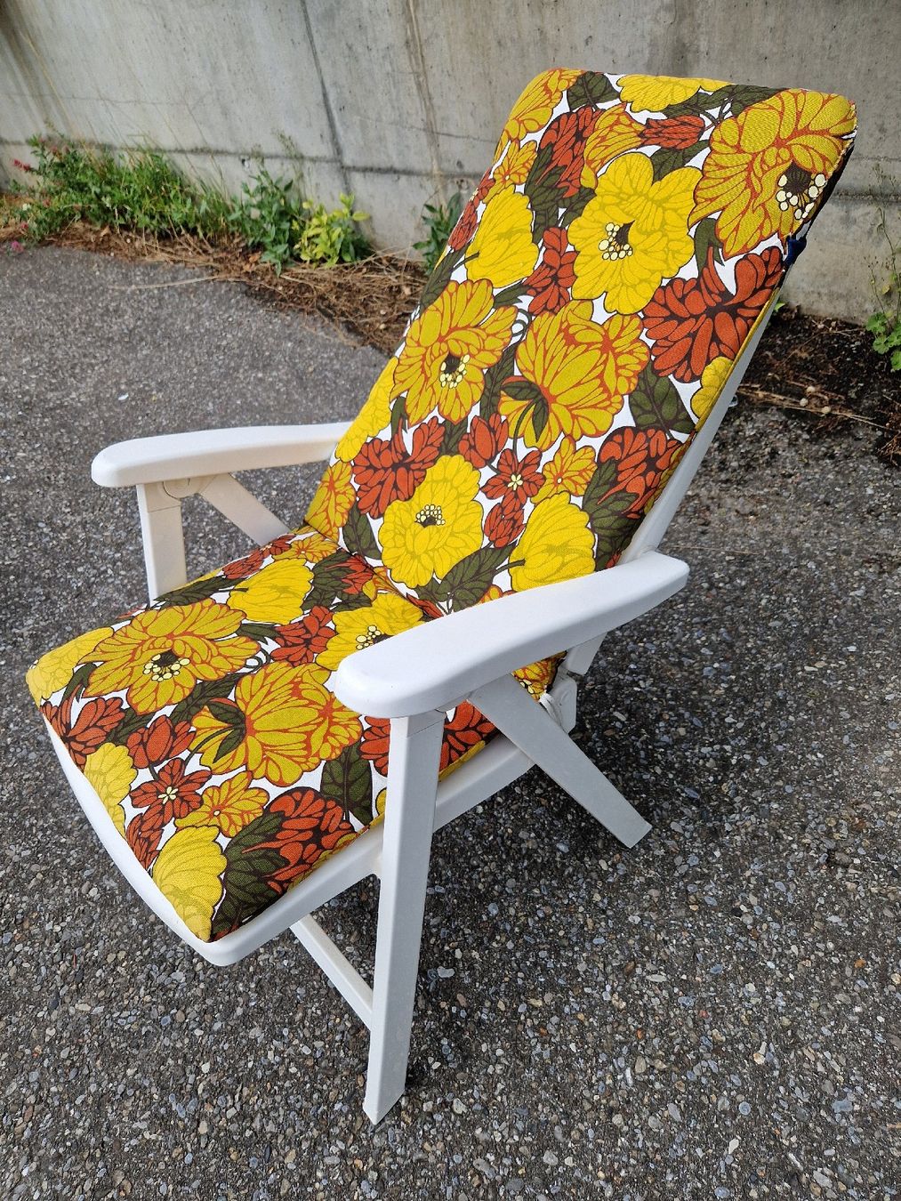 Sessel: Gartenstuhl mit Blumenmuster, Top Zustand! – Gebraucht aus Mörigen von Clio111 3