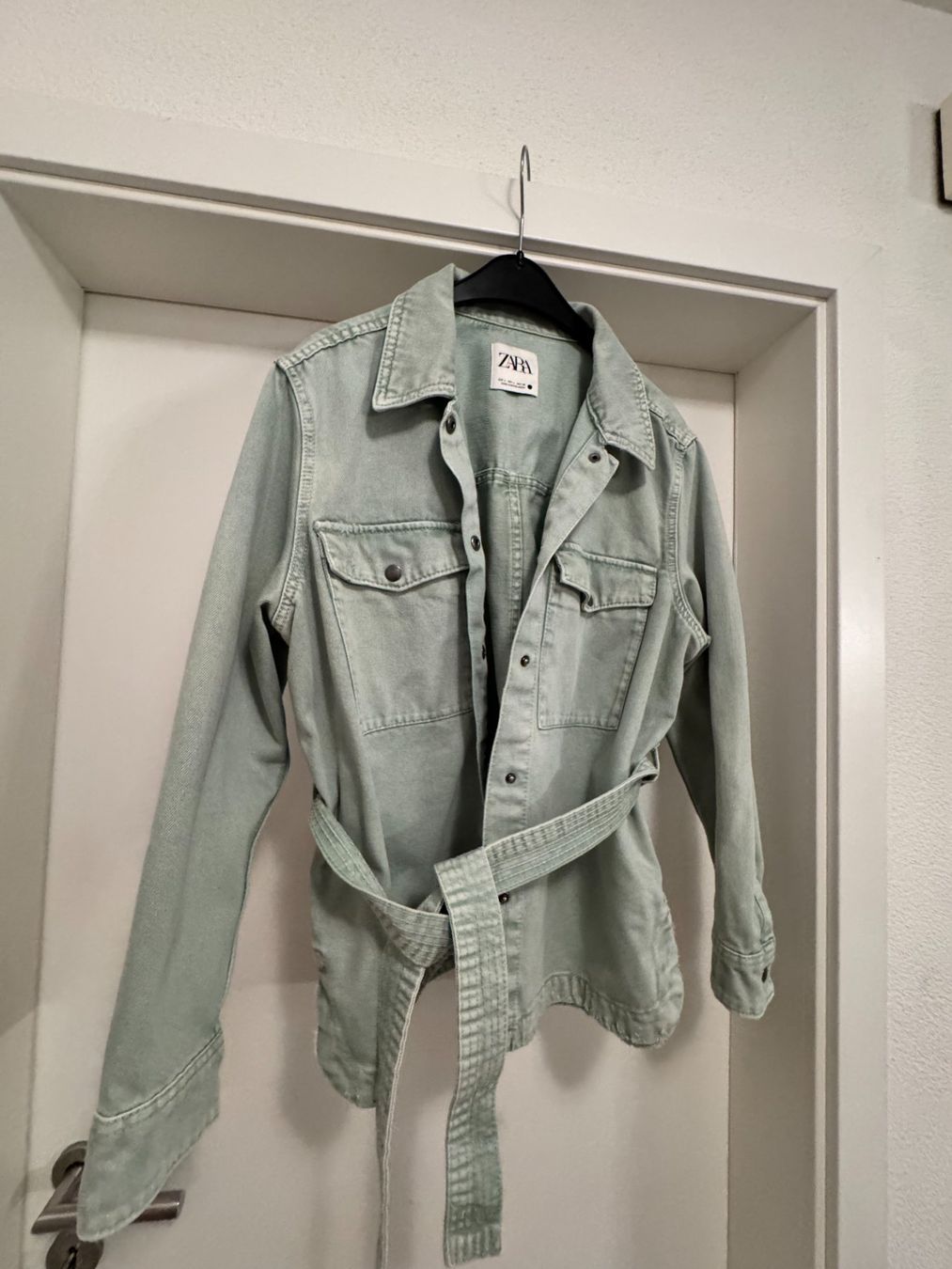Zara Giacche: ZARA Denim-Jacke Grösse L – Nuovo (secondo la descrizione) da Spreitenbach venduto da Webtempel