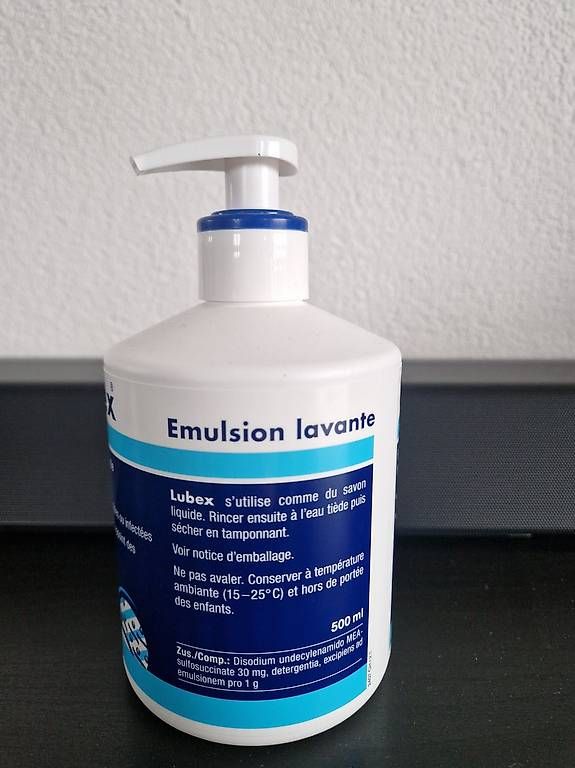 Lubex Cura del viso: LUBEX Hautwaschemulsion pH 5.5 500 ml – Usato da Dübendorf venduto da Olenaaa 3