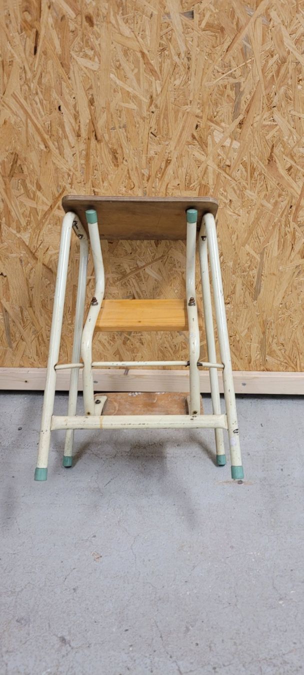 Hocker: ❤️ Alter Tritthocker Dreitritt ❤️ – Gebraucht aus Goldingen von Guido06 2