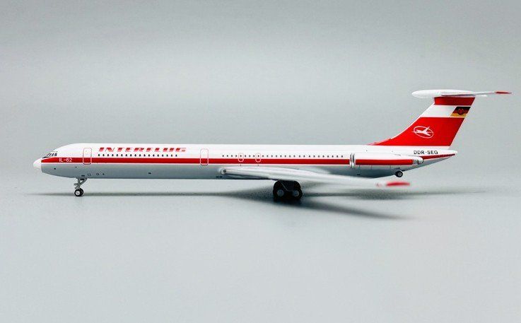 Kit di modellismo & Modellini statici: Iljushin IL-62 INTERFLUG – Nuovo e nell'imballaggio originale da Morges venduto da iljamuromez