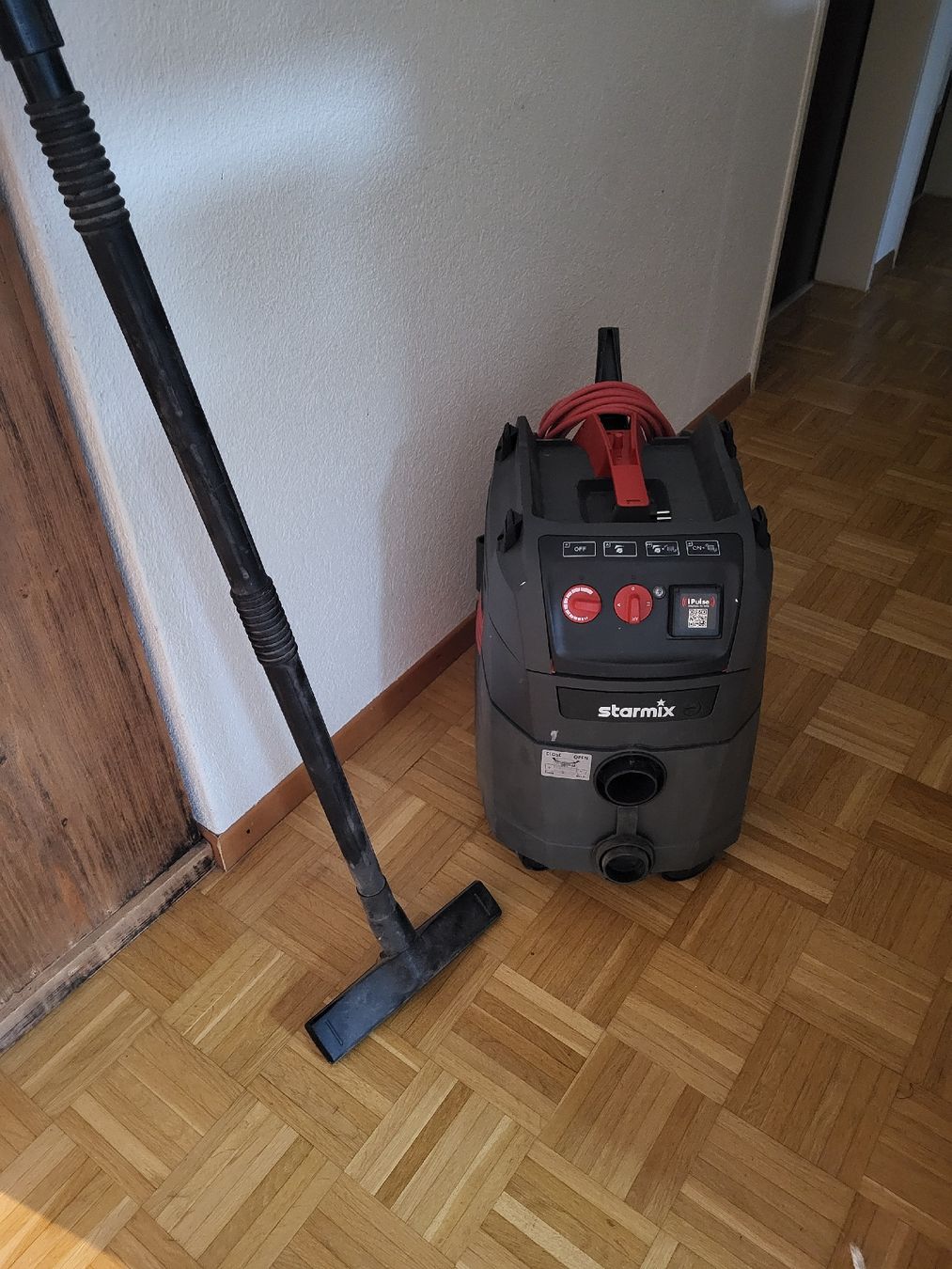 Aspirapolveri & Accessori: Industrie-Staubsauger – Usato da Watt venduto da claumau1 1
