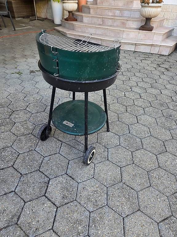 Grils: Grill Holzkohle – D'occasion à Berikon par sabatuv 2