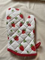 Strawberry Oven Mitt, White, Kitchen Accessory, summer