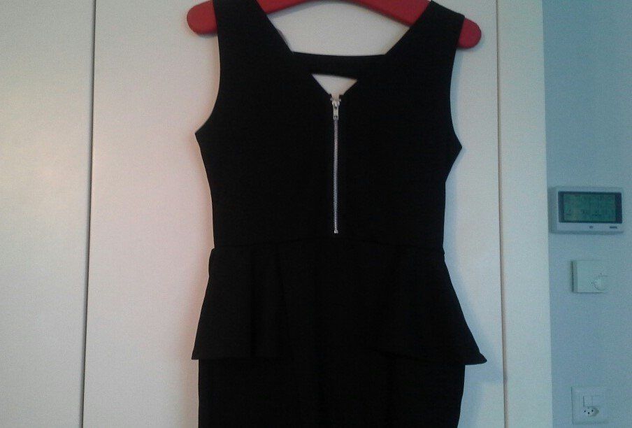 Asos Vestiti: ASOS Herrlich Kleid / Sublime robe noire – Nuovo e nell'imballaggio originale da Chavornay venduto da mimi1373 7