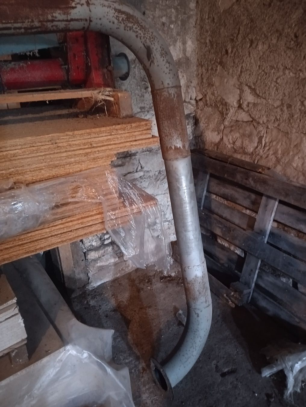 Remorques autochargeuses/d'ensilage: Fördersystem mit Rohren – D'occasion à Osterfingen par raindrop141 6
