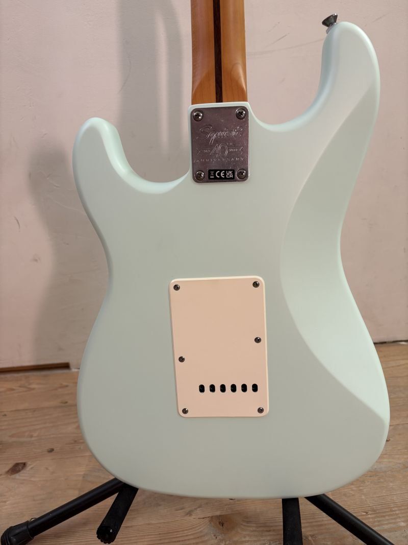 Instruments de musique: Squier 40th Anniversary Stratocaster Vintage Edition – D'occasion à Morgarten par Ssolaris 5