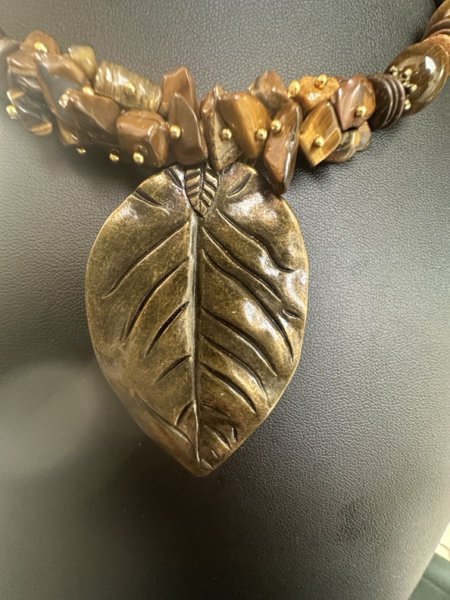 Catenine: Choker mit Tigerauge Perlen HANDARBEIT  – Nuovo e nell'imballaggio originale da Kriens venduto da Hortensie6 1