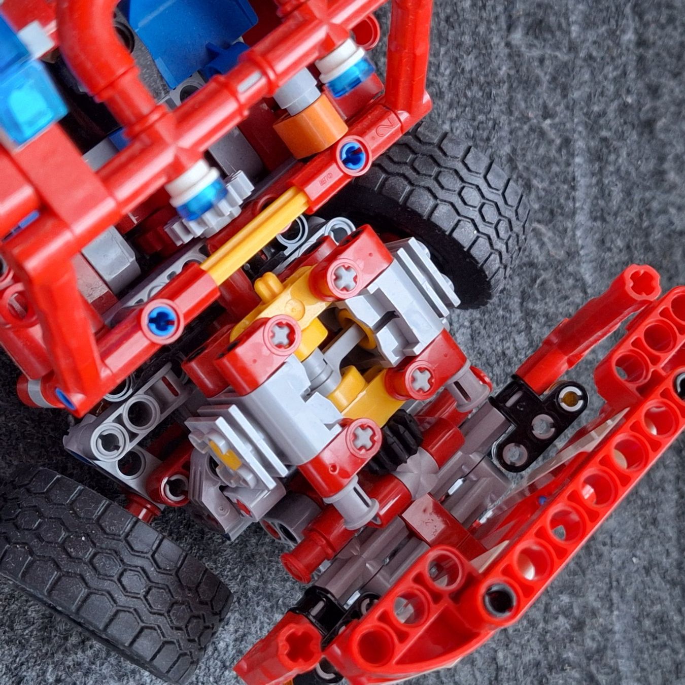 Lego Giocattoli: LEGO Technic Feuerwehrauto 42068 – Nuovo (secondo la descrizione) da Hettenschwil venduto da Schneuggi2 9