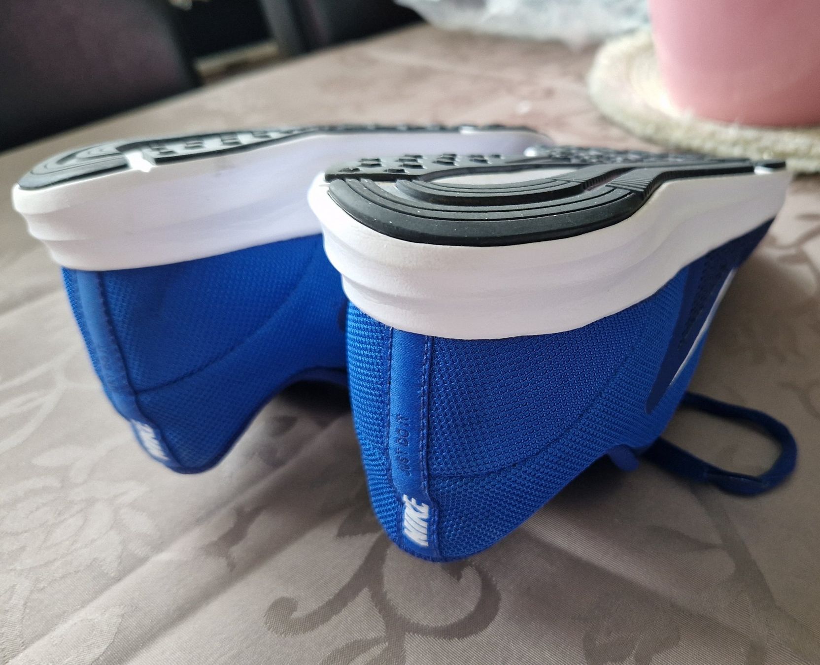 Nike Damenschuhe: Nike Schuhe Grösse 38 Blau – Gebraucht aus Zürich von sirstians000 2