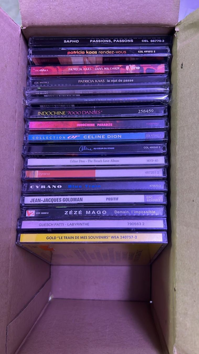 CD: 30 CDs, neu, Frankreich – Nuovo (secondo la descrizione) da Buchs SG venduto da Pocolocoli 1