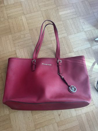 Michael Kors Tasche rot Leder Damentasche gute Zustand