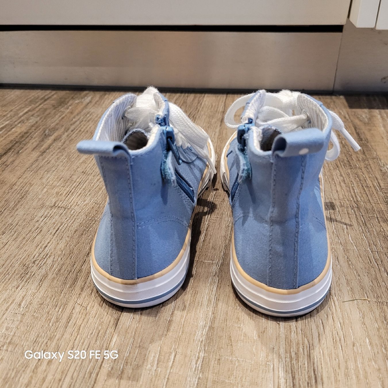 Scarpe per ragazzi: Kinderschuhe Jungen 32 – Usato da Niederbuchsiten venduto da klengyel 3
