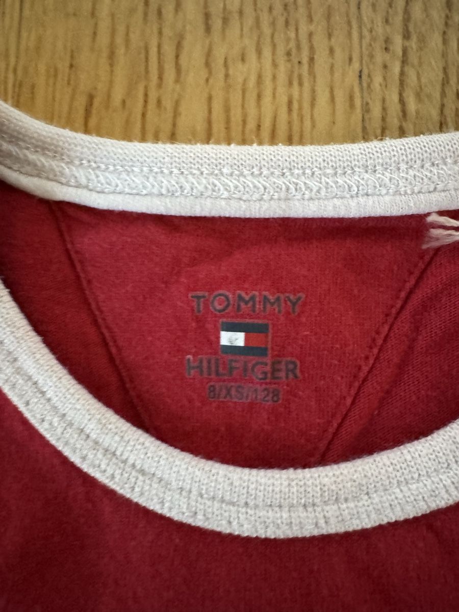 Tommy Hilfiger T-shirt: Tommy Hilfiger Shirt, Gr. 128, langarm – Usato da Staufen venduto da MARINTSUM 1