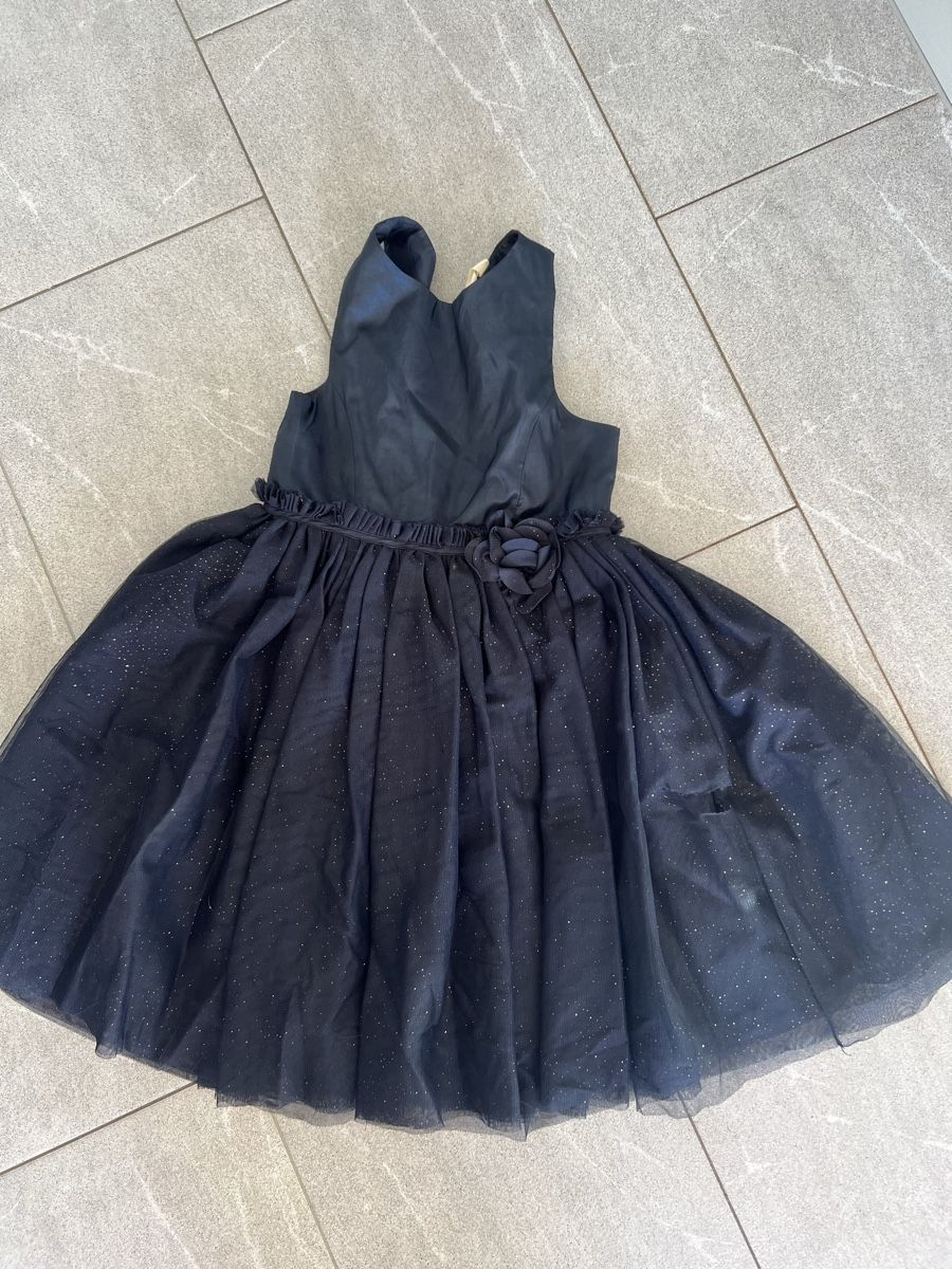 H&M Vestiti & Gonne: Kleid 134 dunkelblau – Usato da Bremgarten b. Bern venduto da ABalli
