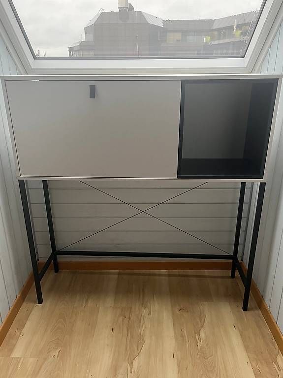 Kommoden: Schicker Sekretär/Highboard in hellgrau  – Gebraucht aus Winterthur von jeskima 4
