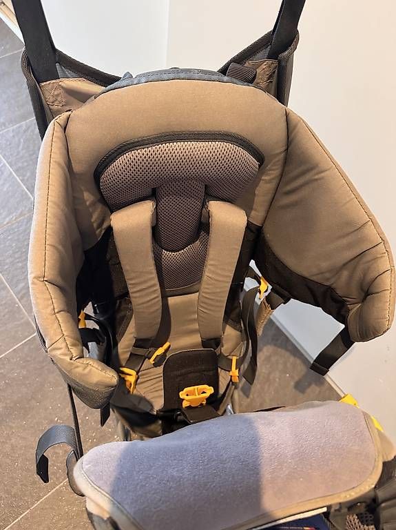 Deuter Bauch- & Rückentragen: Deuter Kid Comfort II – Gebraucht aus Triesen von MiNi2612 2