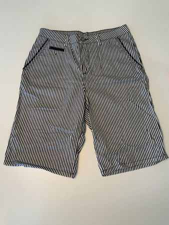 Shorts, ESPRIT, Damen, Gr. 34, sehr schöne QUALITÄT!