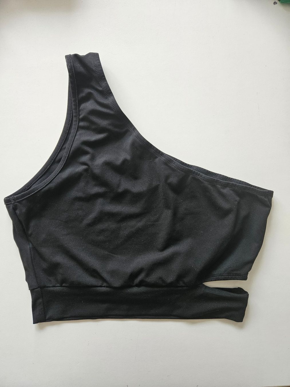 Shein Tops: One shoulder Gr.M schwarz von SHEIN – Gebraucht aus Schaffhausen von sabrina915 4