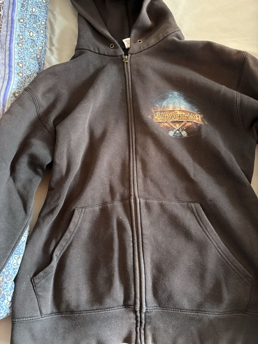 Maglioni & Felpe: HOODIE bilnd guardian – Usato da Herzogenbuchsee venduto da warrior77 2