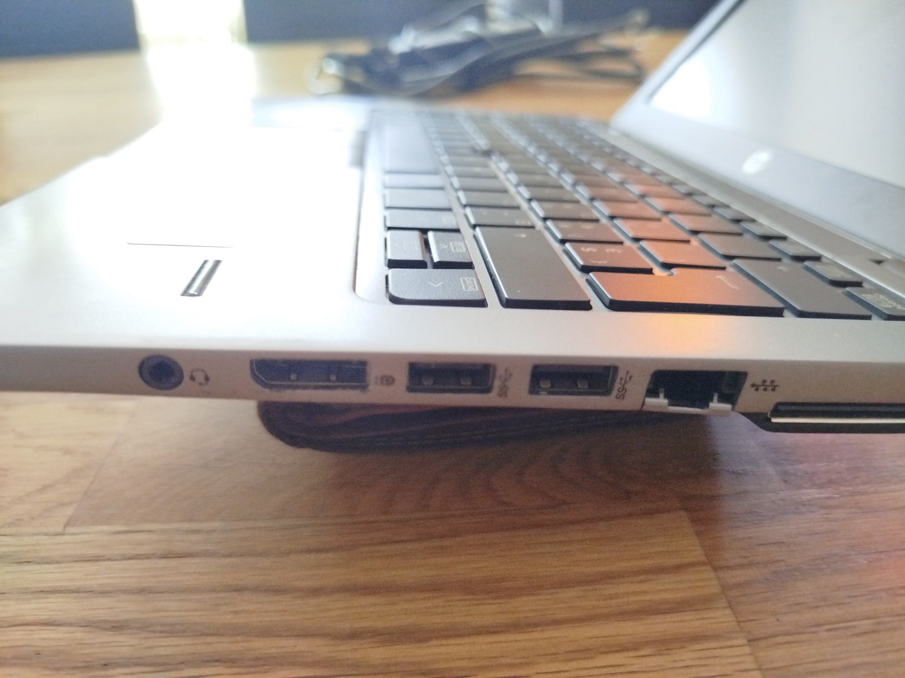 Hewlett Packard Notebooks: HP EliteBook 820 G2 DEFEKT – Gebraucht aus Rubigen von Honda750 6