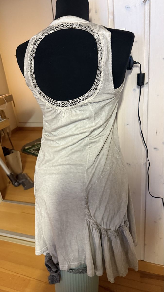 Nile Tuniche: Nile Sommerkleid/Tunika gr S – Usato da Haslen GL venduto da rana04 2