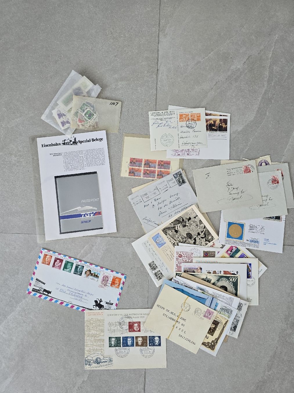 Tutti i francobolli: Sammlung alter Briefmarken und Ersttagsbriefe,  – Nuovo (secondo la descrizione) da Uznach venduto da Ardi012